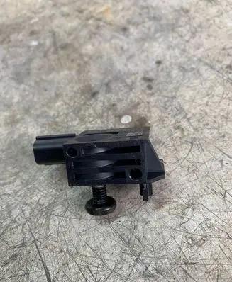 Opel Adam Airbag deployment crash/impact sensor 13504470