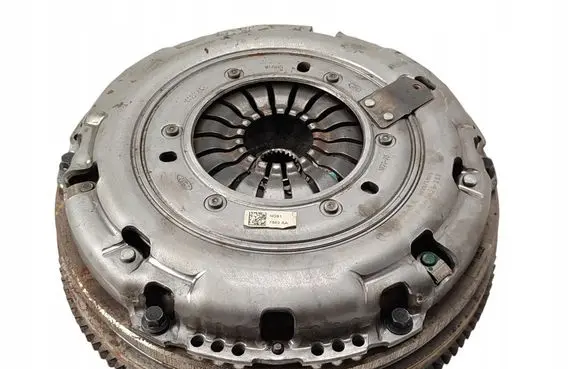 Ford Focus Clutch set kit HG917563AA HG91-7563-AA HG91-7563
