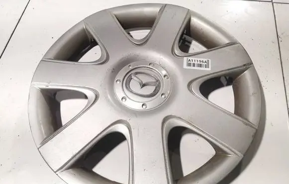 Mazda 3 I R15 wheel hub/cap/trim GJ6R37170