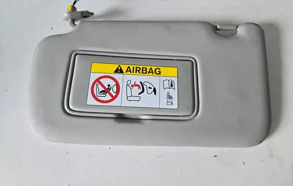 Nissan Leaf II (ZE1) Sun visor
