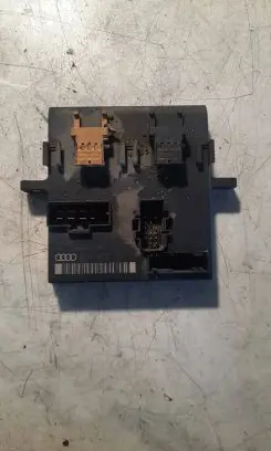 Audi A4 S4 B6 8E 8H Comfort/convenience module 8E0907279E