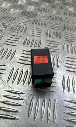 KIA Sorento Other relay 952402P200