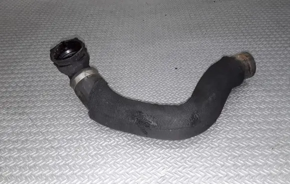 Audi A6 S6 C6 4F Engine coolant pipe/hose 4F0121055