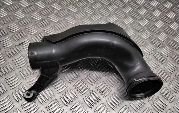 Volvo V70 Air intake duct part 31319698