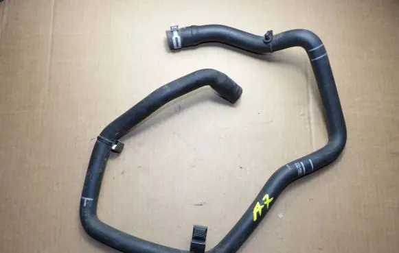 Ford Focus Engine coolant pipe/hose F1F18548DF