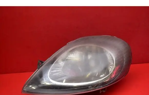 Opel Vivaro Headlight/headlamp 91165719