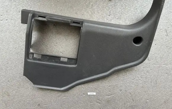 Nissan Patrol Y60 Dashboard side end trim 6690006J01