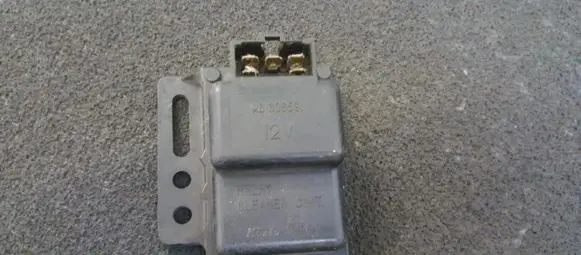 Mitsubishi Sigma Other control units/modules MB306591