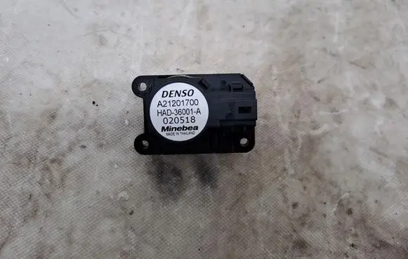 Mazda CX-3 A/C air flow flap actuator/motor A21201700