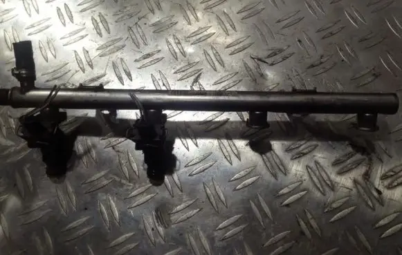 Mercedes-Benz A W168 Fuel main line pipe a1660700495 96614001
