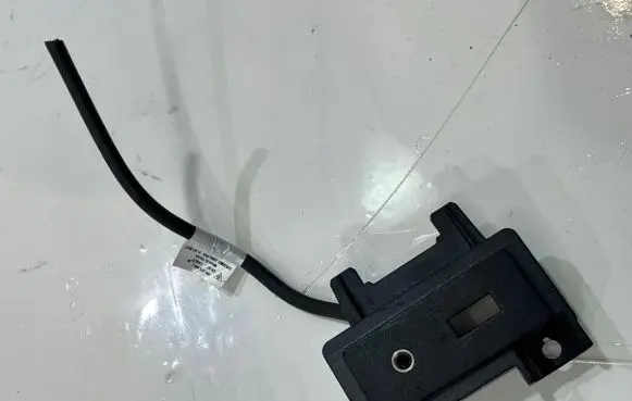 Porsche Cayenne (92A) USB socket connector 7P5863797