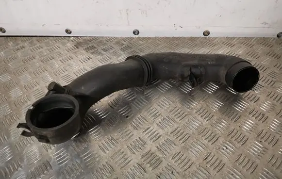 Subaru XV Air intake hose/pipe A12AG05
