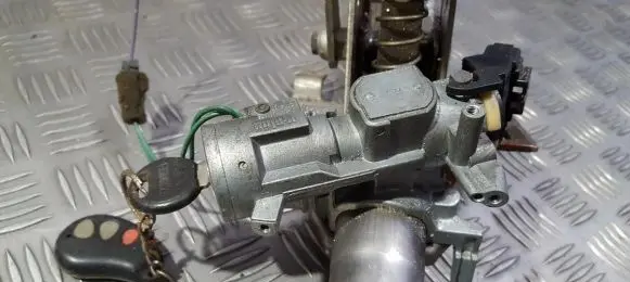 Mazda 626 Ignition lock sl28 sl-28