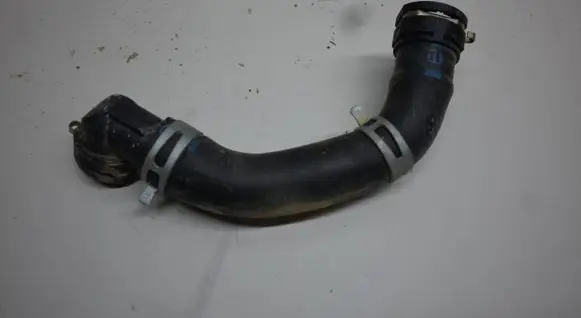 KIA Stonic Engine coolant pipe/hose