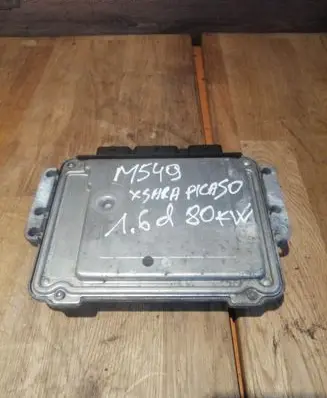 Citroen Xsara Picasso Engine control unit/module 0281011802
