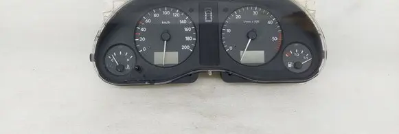 Volkswagen Sharan Speedometer (instrument cluster) 7M0920820S VKUF1077087 95VW10849ABK