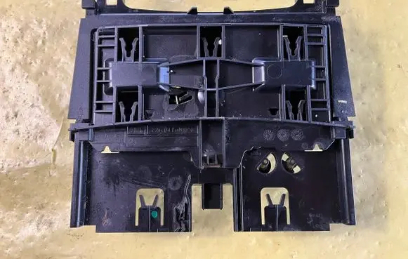 Mercedes-Benz C W204 Ashtray (front) A2046801350