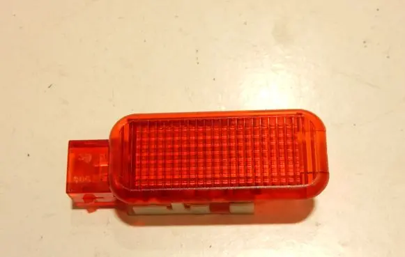 Audi A6 S6 C6 4F Front door interior light 8D0947411 57148
