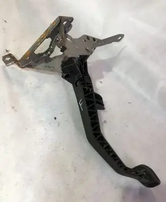 Clutch pedal