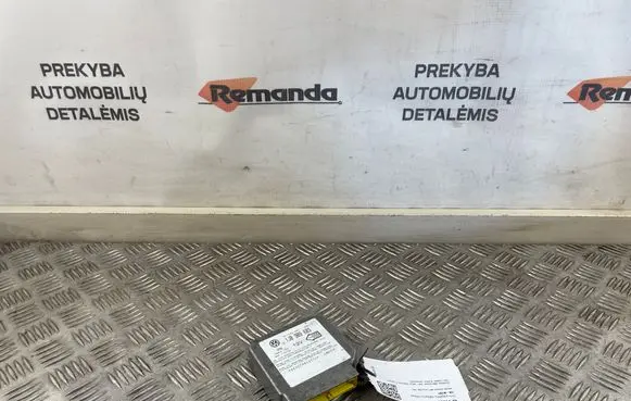Skoda Octavia Mk1 (1U) Airbag control unit/module 1J0909603