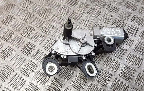 Skoda Octavia Mk2 (1Z) Wiper motor 1z5955711d