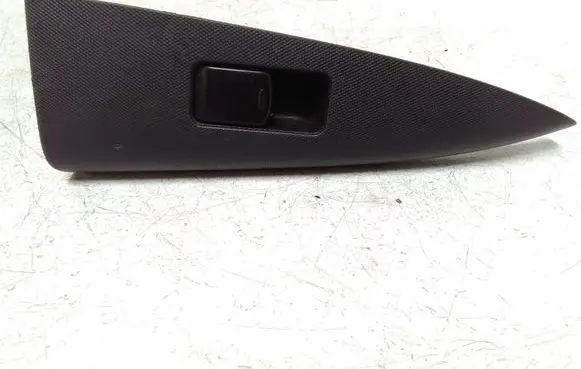Nissan Note (E11) Electric window control switch 25411ED00B 829619U10A