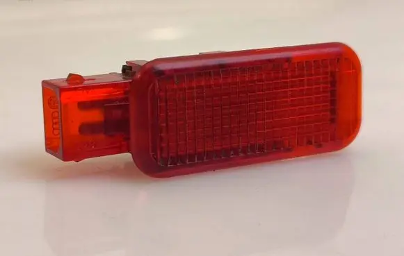 Volkswagen PASSAT B5.5 Rear seat light SB7FR 0947A1