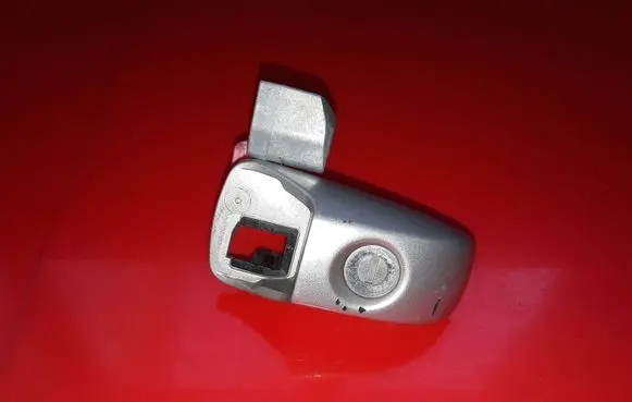 Dodge Caliber Front door lock (next to the handle) 06185