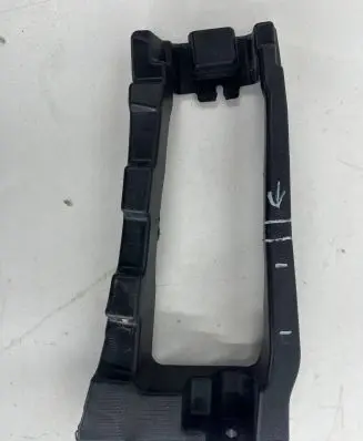 Opel Combo E Front bumper mounting bracket 9821847480