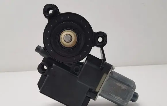 Volkswagen Polo V 6R Front door window regulator motor 6R0959802BE 0130822530