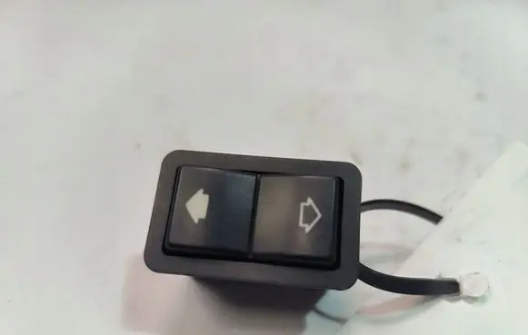 Peugeot Boxer Other switches/knobs/shifts 8368974