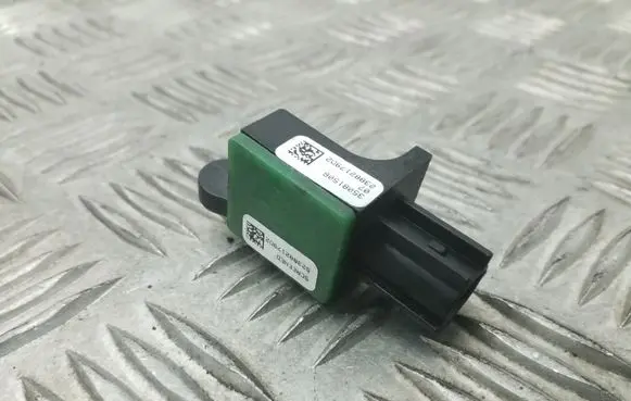 Volkswagen Tiguan Airbag deployment crash/impact sensor 5N0959351