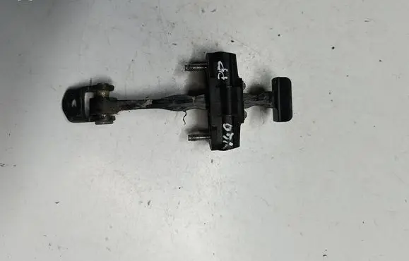 Volvo V40 Front door check strap stopper 31299810
