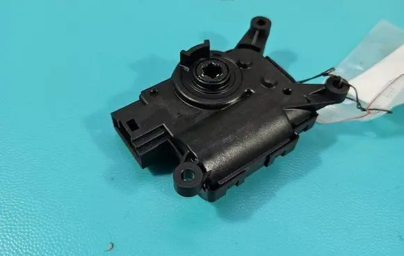 A/C air flow flap actuator/motor