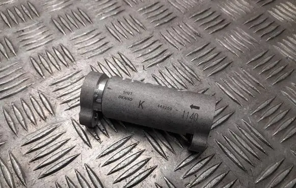 Toyota C-HR II Air conditioning (A/C) expansion valve 4432501140