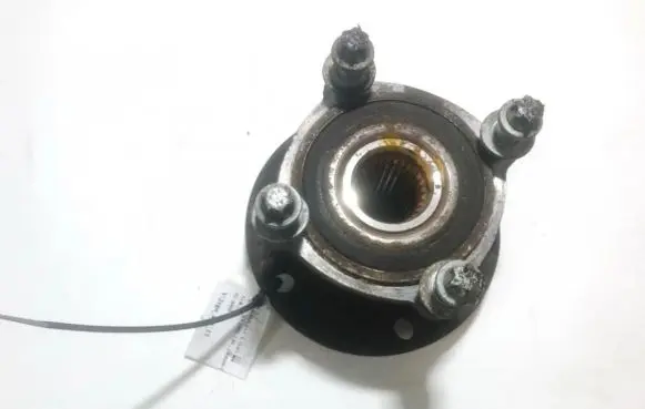 BMW X5 E53 Rear wheel hub