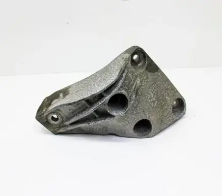 BMW 5 F10 F11 Engine mounting bracket 6781233