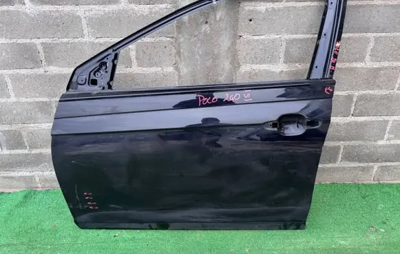 Volkswagen Polo VI Front door 