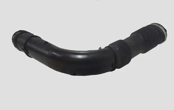 Renault Megane III Turbo air intake inlet pipe/hose 1203823S01