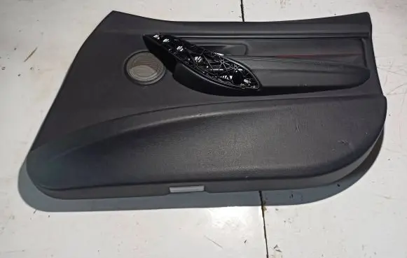 BMW 3 F30 F35 F31 Front door card panel trim 2083492