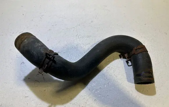 Toyota RAV 4 (XA30) Engine coolant pipe/hose