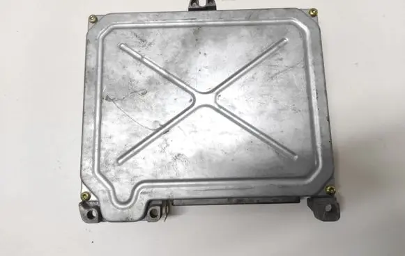 Renault Laguna I Engine control unit/module S101725111 7700867285