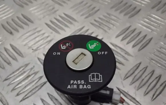 Fiat Stilo Passenger airbag on/off switch 46480451