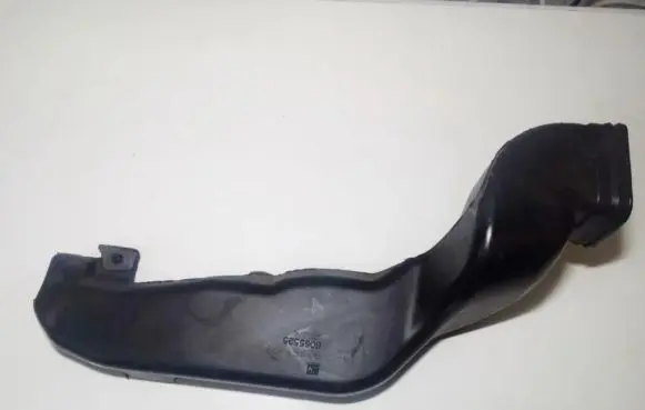 Opel Vectra B Air intake hose/pipe 90463829 8065525