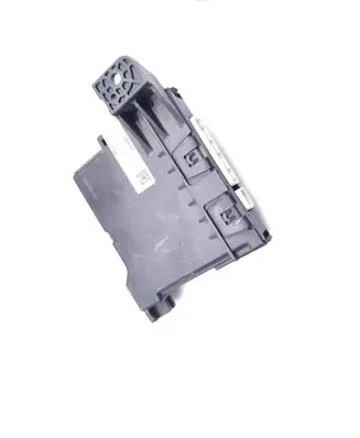 Toyota Auris E180 Air conditioning/heating control unit 8865002F00 MB2774001111