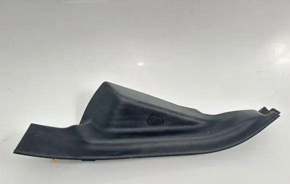 Alfa Romeo Giulia (C) pillar trim 156118215
