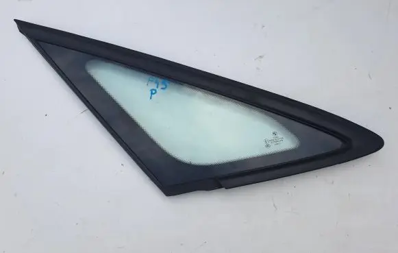 BMW 2 F45 Front triangle window/glass 43R001735 E000137