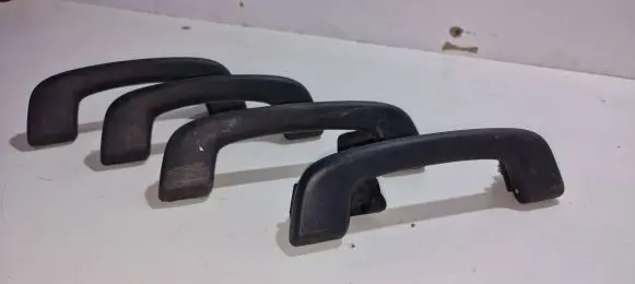 BMW 5 F10 F11 A set of handles for the ceiling 06512715B 09452215