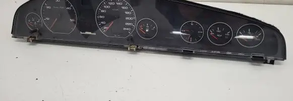 Audi A6 S6 C4 4A Speedometer (instrument cluster) 4A1919033HG 110008750003