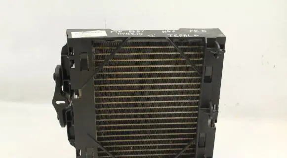 BMW 5 F10 F11 Engine oil radiator 7572543 17107572543 7227112